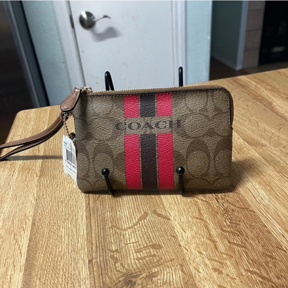 Tombari’s Live show flyer “like and share” - Picture 8 of 8